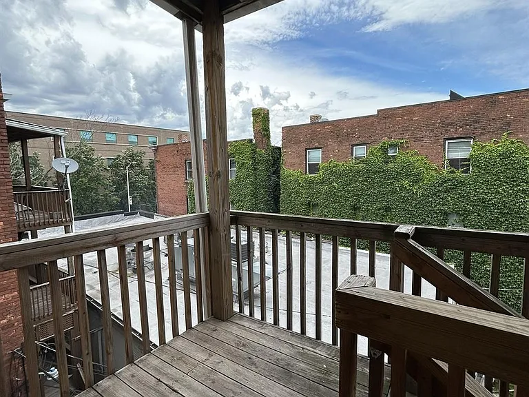The Sherman Apartments — Photo 11