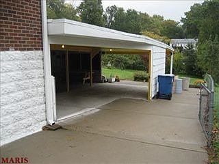 3rd image of 2218 Spencer Ave