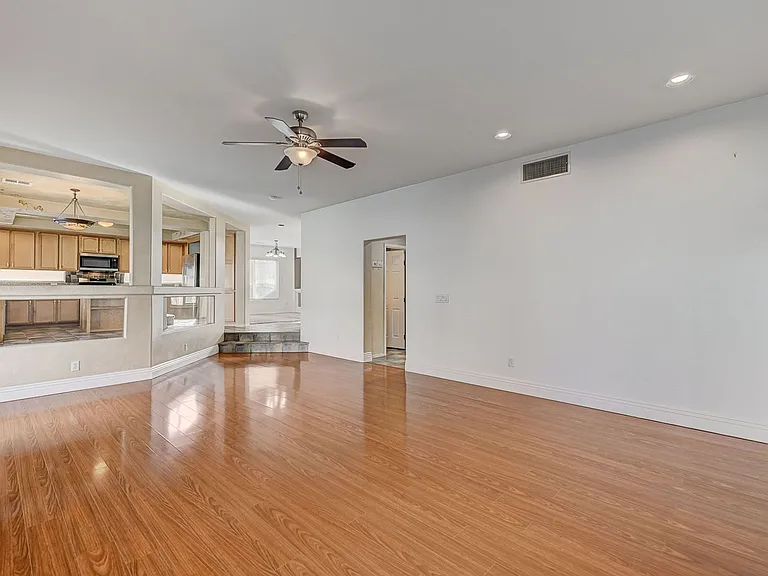 10130 Walhalla Plateau Ct — Photo 19