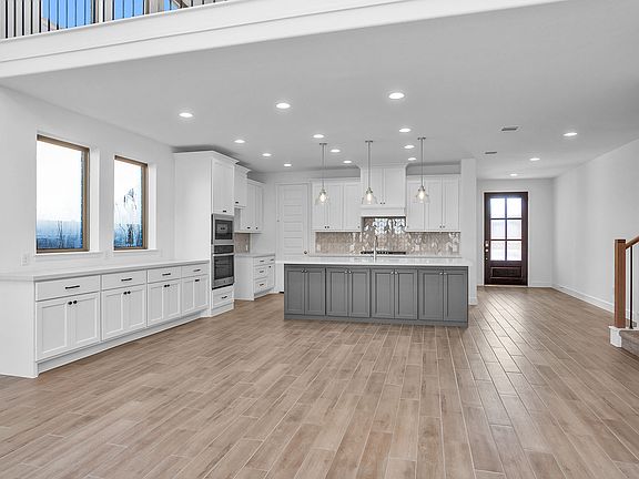2nd image of 7431 Indigo Garden Ct