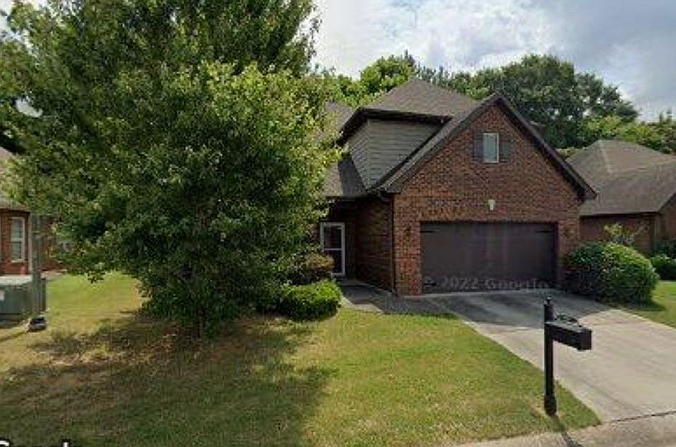 1st image of 392 Holland Lakes Dr S