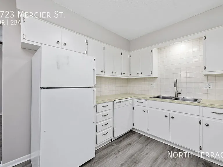 4723 Mercier St — Photo 7