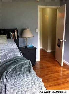 1st image of 1904 Willow Park Cir SE