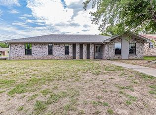 1447 Inglewood Dr, Stephenville, TX 76401