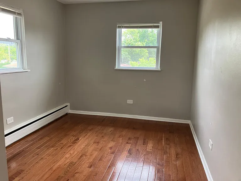 8844 Burlington Ave #4 — Photo 12