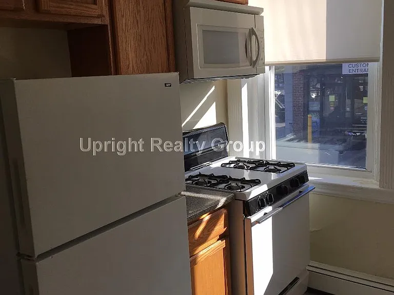 81 Empire St #3 — Photo 7