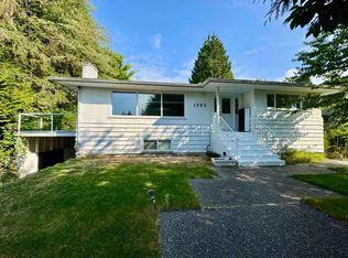 1395 Ottawa Ave, West Vancouver, BC V7T2H6