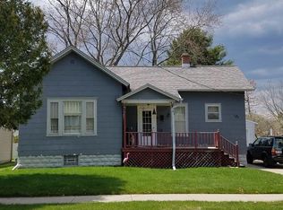 121 Mill St, Marinette, WI 54143