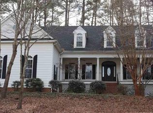 5644 Pine Dr, Raleigh, NC 27606