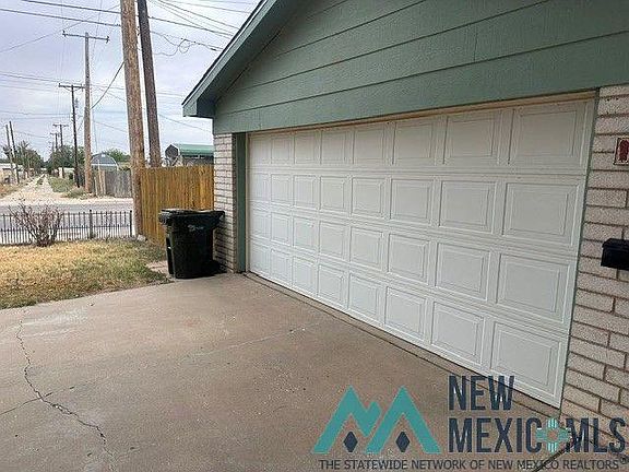 3rd image of 2501 Spruill Dr