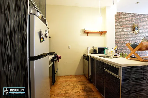 Rented by null | media 4