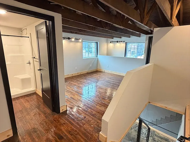 210 S Railroad St #101 — Photo 9