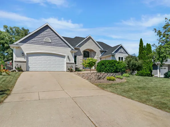 3507 Cricketeer Dr, Janesville, WI 53546