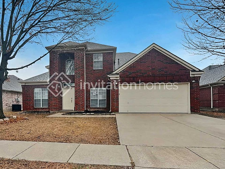 1st image of 828 Sansome Dr