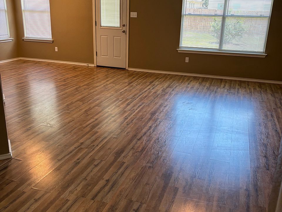 2nd image of 319 Outfitter Dr