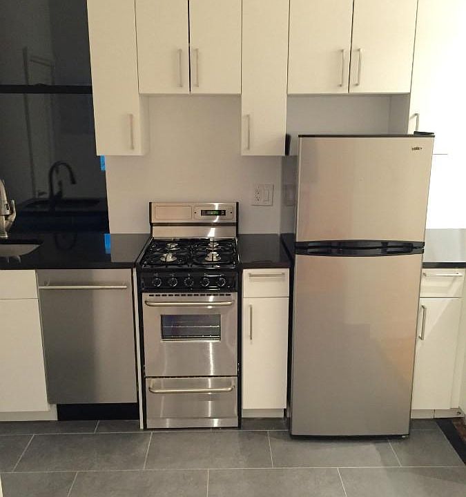 1st image of 231 E 53rd St Frnt 1