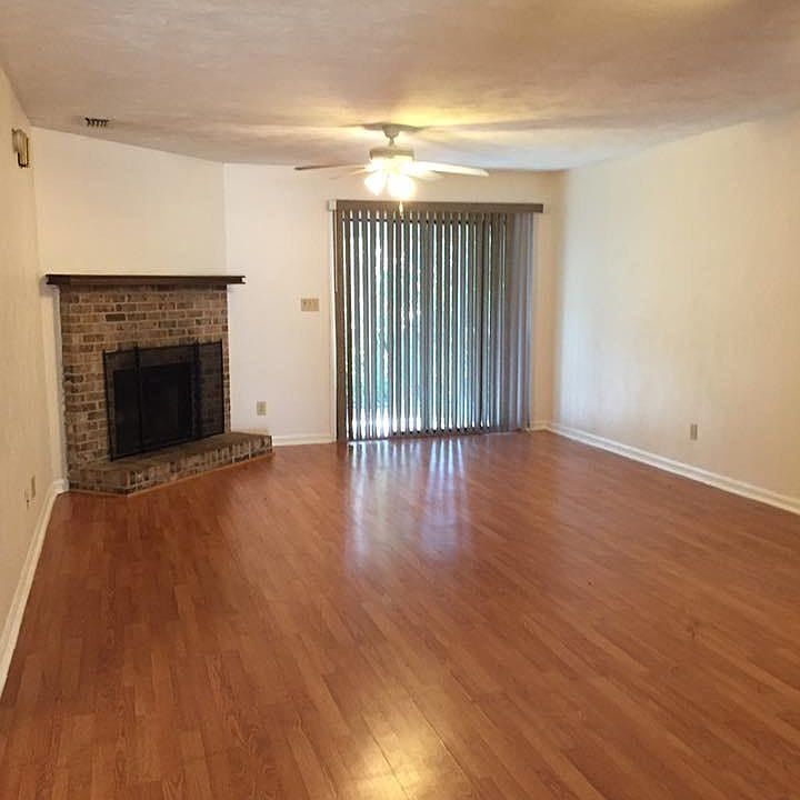 1st image of 4788 Leah Ln