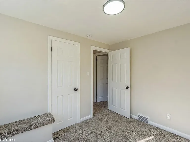 3866 E Antisdale Rd — Photo 20