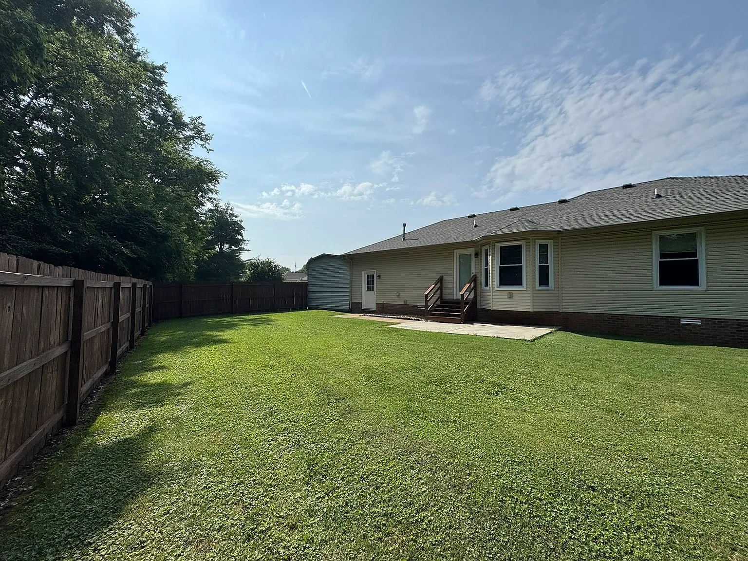 3 bed, 1280 sqft, $1,600 — Photo 3