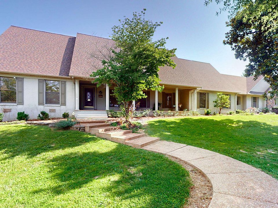 1st image of 1609 Greenbriar Rd