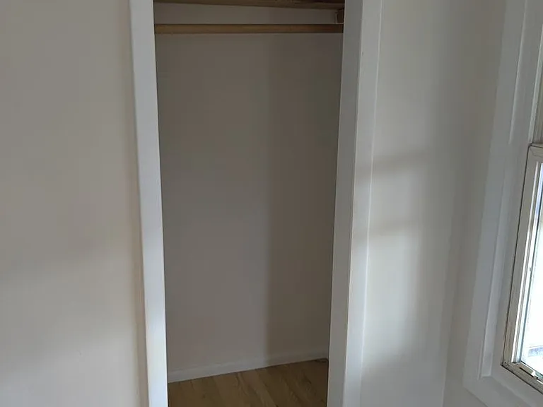 12 Rowan St — Photo 5