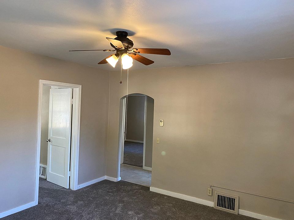 Living room view into Kitchen/Bedroom
