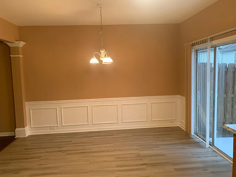 2179 Executive Dr — Photo 9
