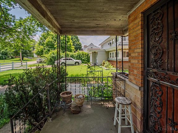 3rd image of 7401 Forest Ave