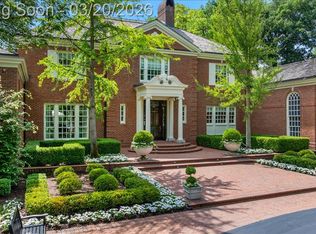 1045 Country Club Rd, Bloomfield Hills, MI 48304