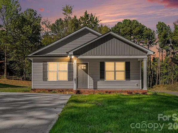 1027 Alabama St, Kannapolis, NC 28083