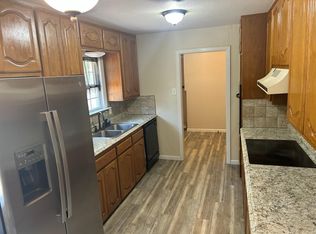 1205 N Howeth St, Gainesville, TX 76240