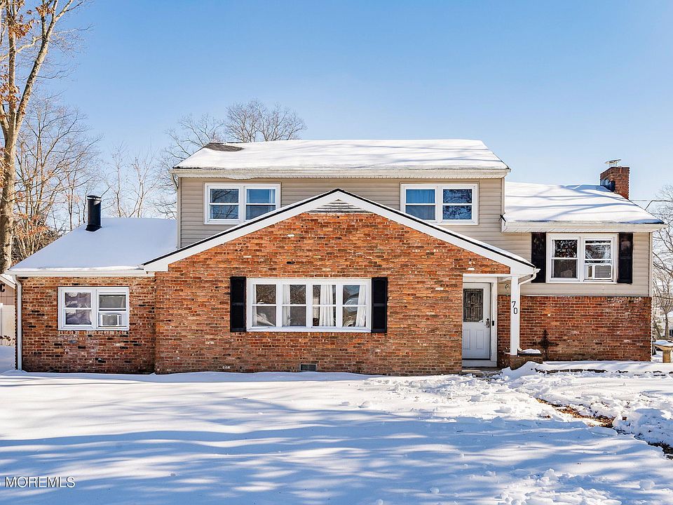 1st image of 70 Oak Ridge Parkway