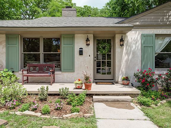 2nd image of 6344 Darwood Ave