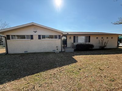 585 W 6th St, Newark, AR, 72562