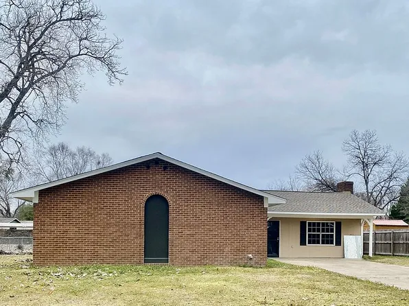 1736 S Pear Ln, Greenville, MS 38703