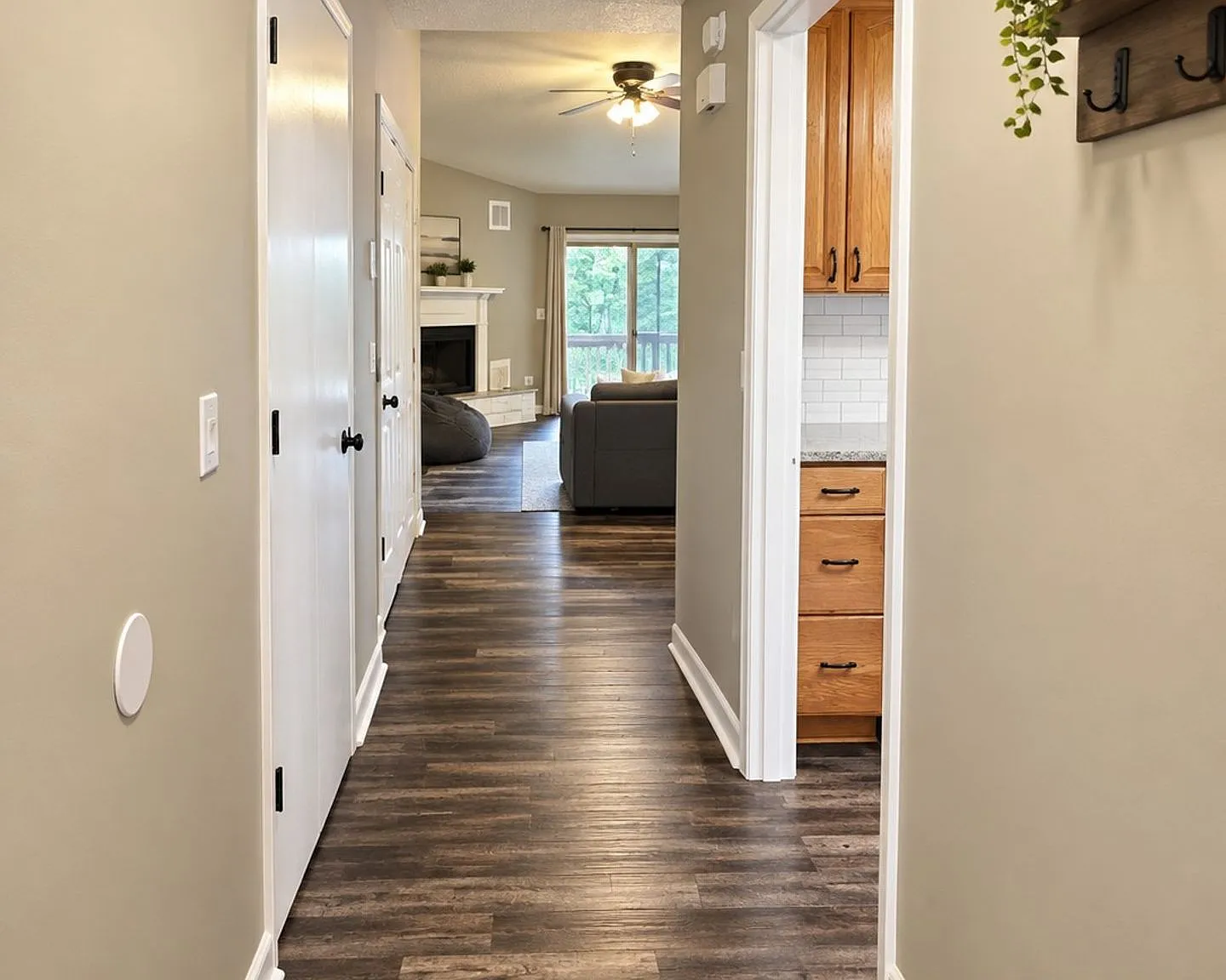 2 Bedroom Condo Minutes from Clemson University — Photo 2