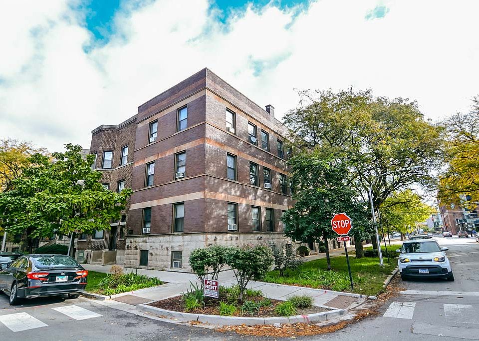 1st image of 1148 W Waveland Ave #3W
