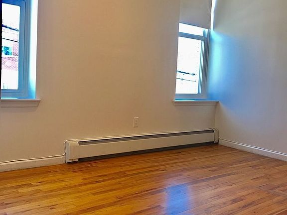 5th image of 2010 Bergen St