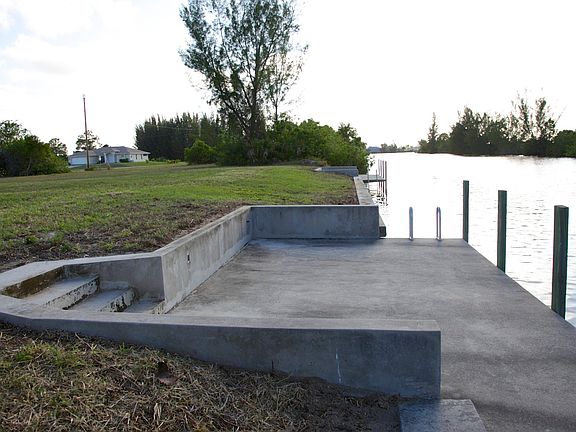 3rd image of 4105 NW 29th Ter