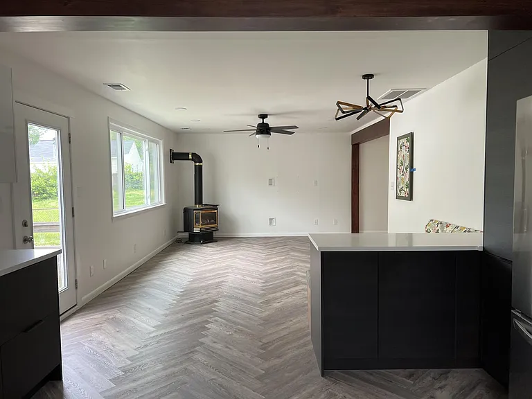 1904 Cherri Dr — Photo 11