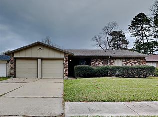 6907 Foxside Ln, Humble, TX 77338