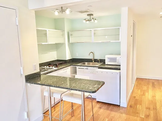 Rented by Jeffrey Mosczyc, LREB | media 12