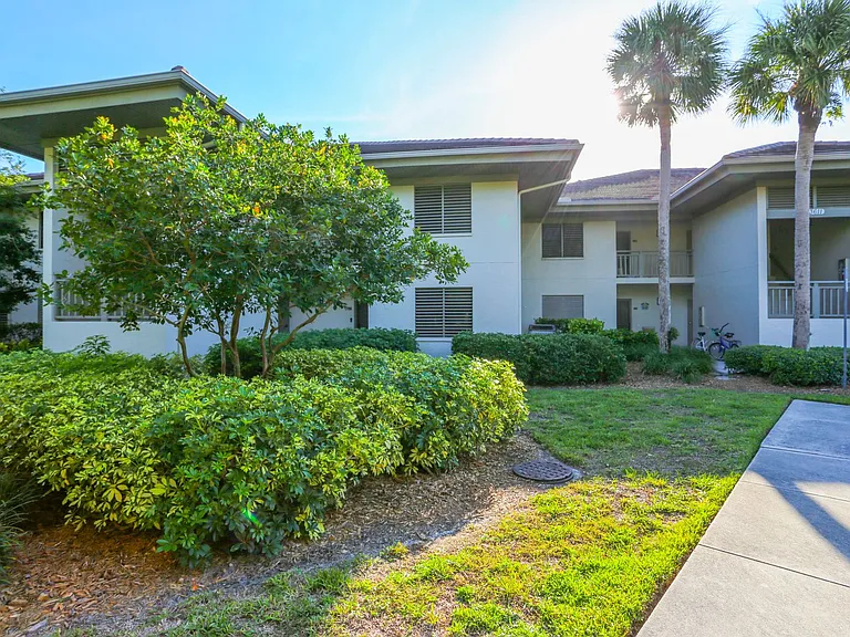3611 Wild Pines Dr #202 — Photo 28