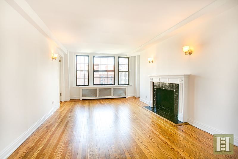 1st image of 15 Park Ave APT 16D