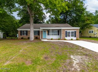 212 Spring Dr, Jacksonville, NC 28540