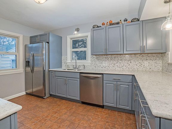 5th image of 1609 Kingston Ave