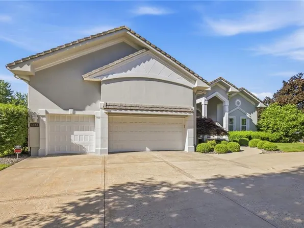 4989 W 150th Pl, Leawood, KS 66224