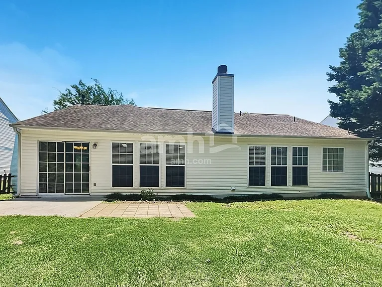 109 Karsten Creek Dr — Photo 16