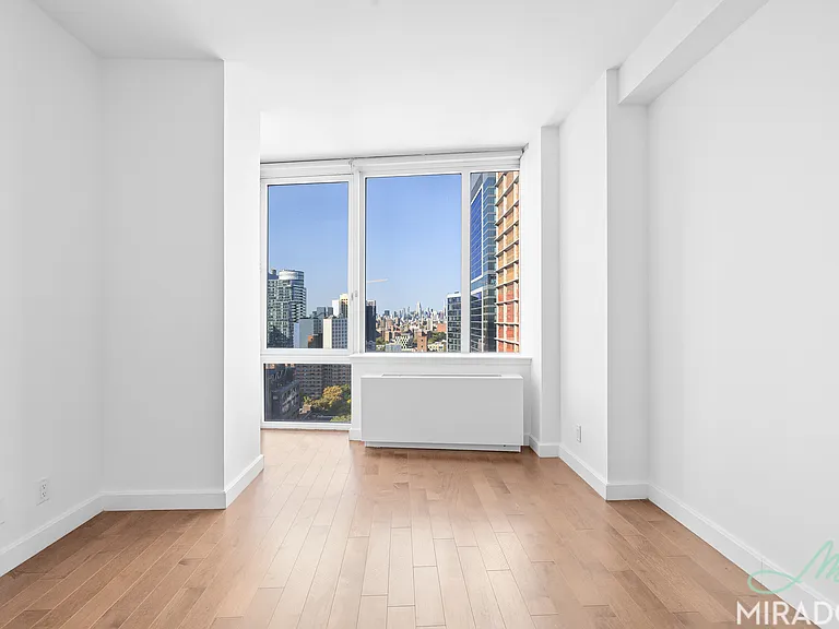 80 Dekalb Ave #29B — Photo 3