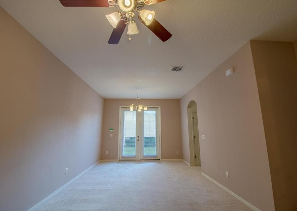 1st image of 14609 Clarkson Dr